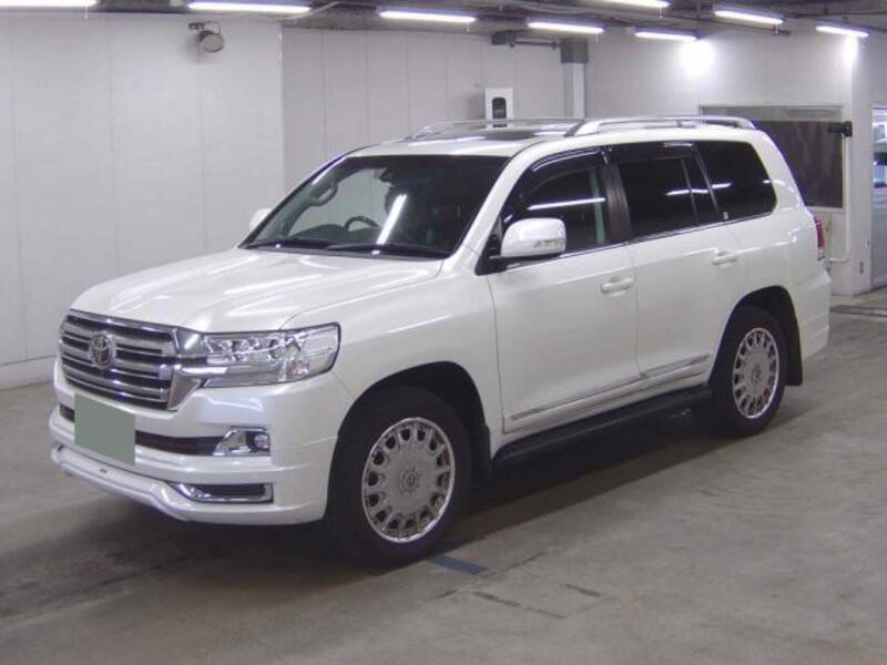 TOYOTA LAND CRUISER