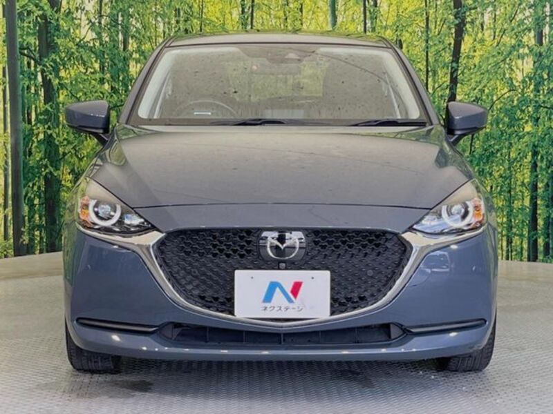 MAZDA2