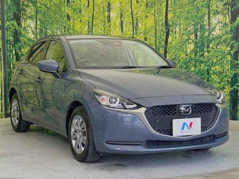 MAZDA2