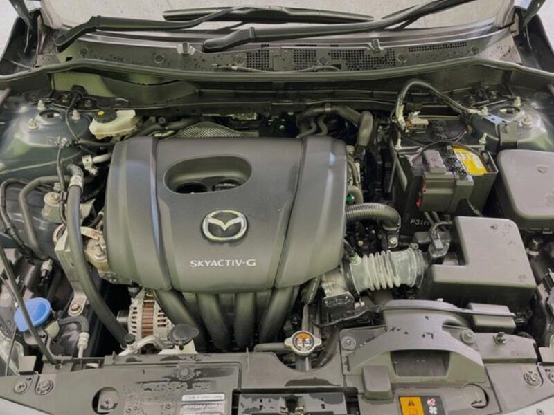 MAZDA2