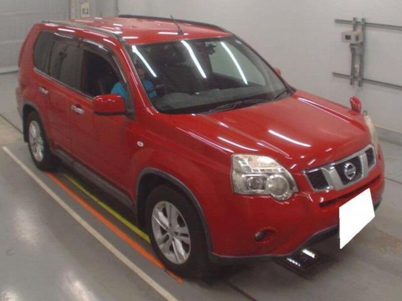 X-TRAIL-0