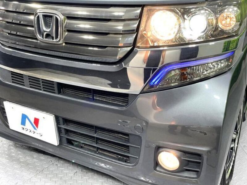 N BOX CUSTOM