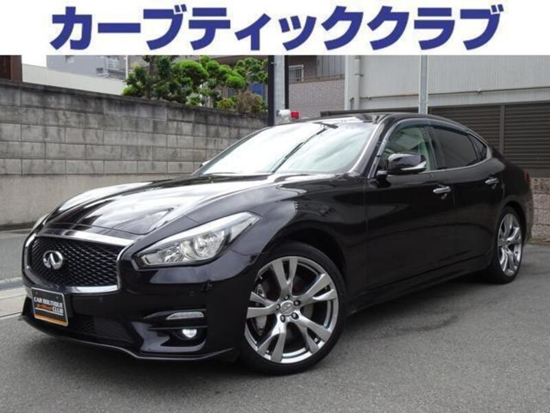 NISSAN FUGA