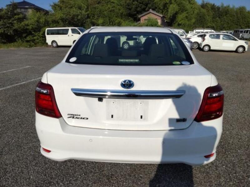 COROLLA AXIO