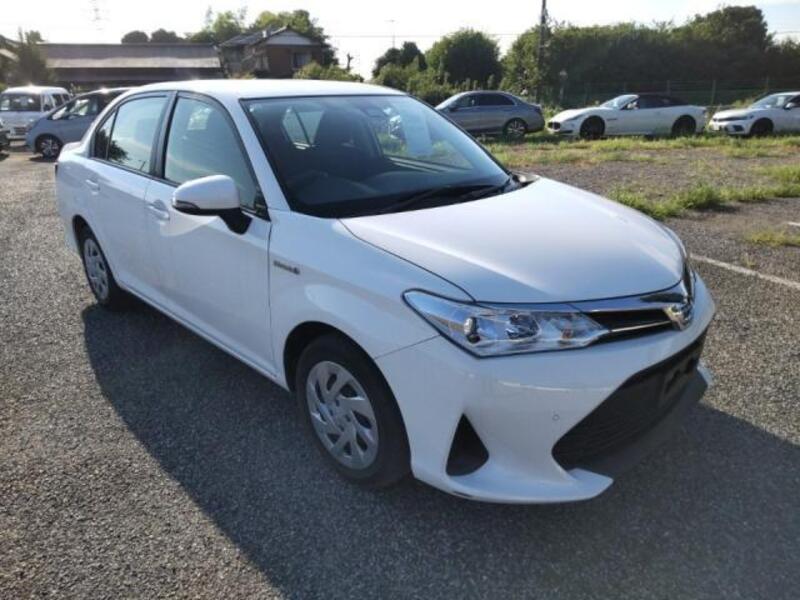 COROLLA AXIO