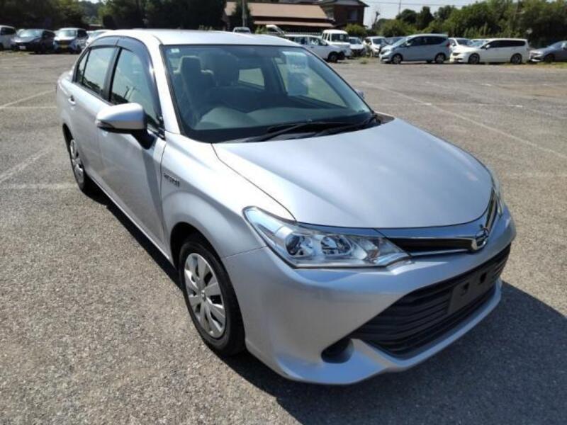 COROLLA AXIO