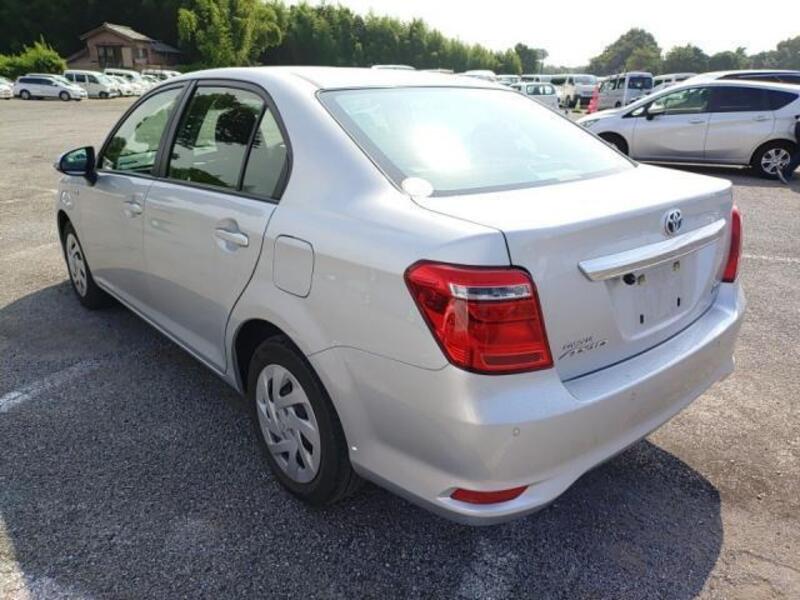COROLLA AXIO