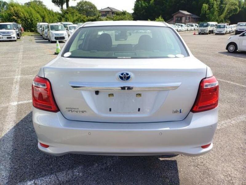COROLLA AXIO
