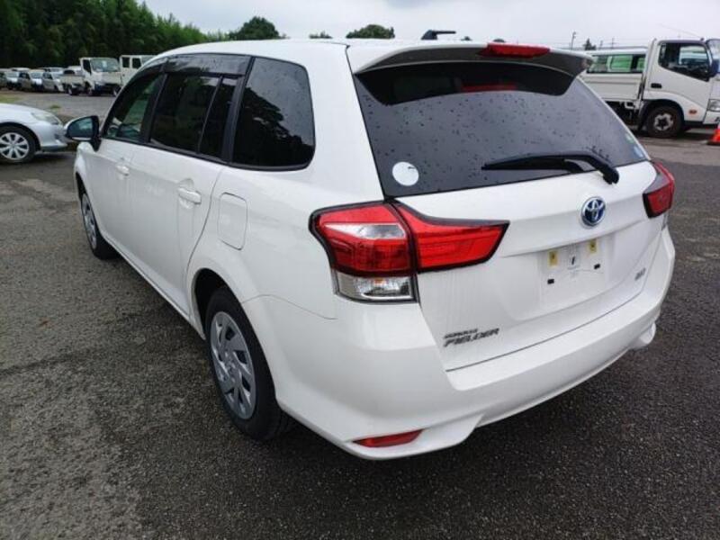 COROLLA FIELDER