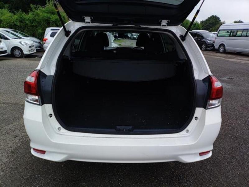 COROLLA FIELDER