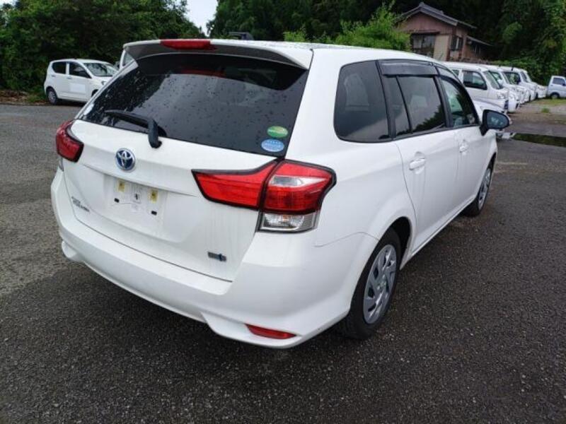 COROLLA FIELDER