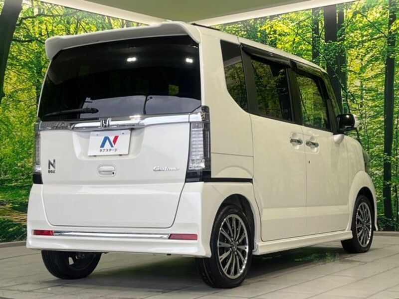 N BOX CUSTOM