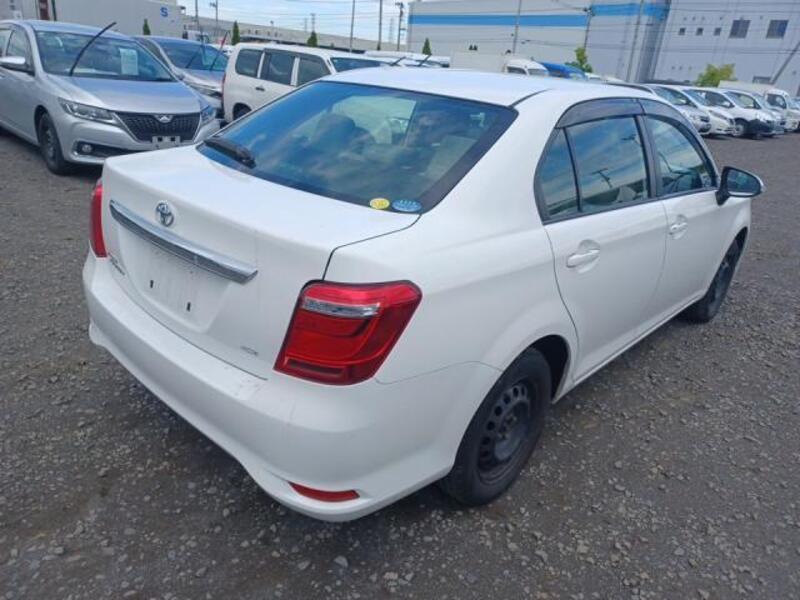 COROLLA AXIO