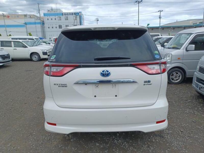 ESTIMA HYBRID