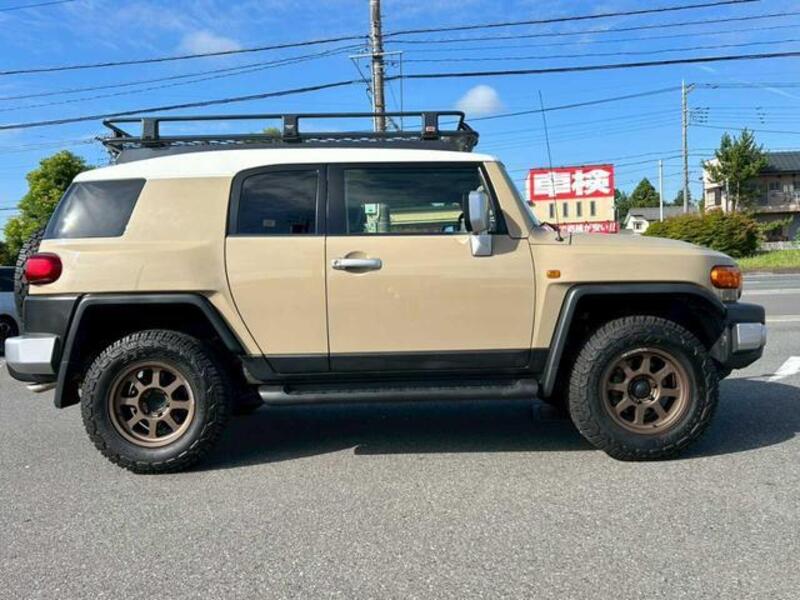 FJ CRUISER