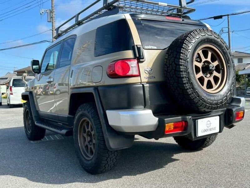 FJ CRUISER