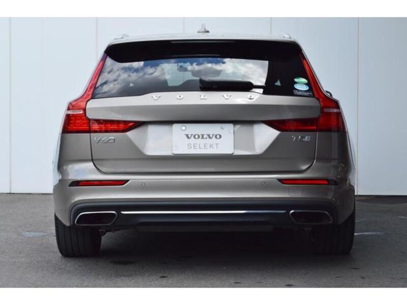 V60