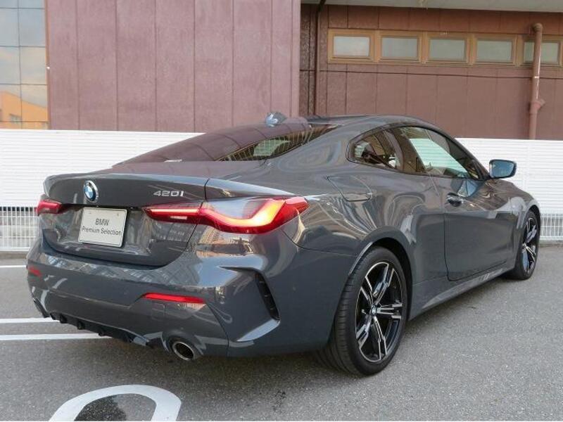 4 SERIES