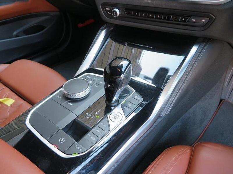 4 SERIES