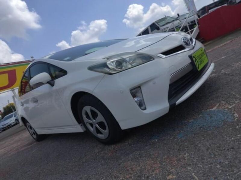 PRIUS PHV