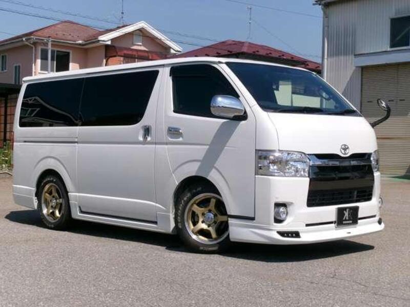 HIACE VAN