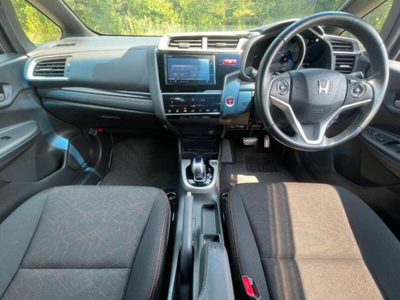 FIT HYBRID
