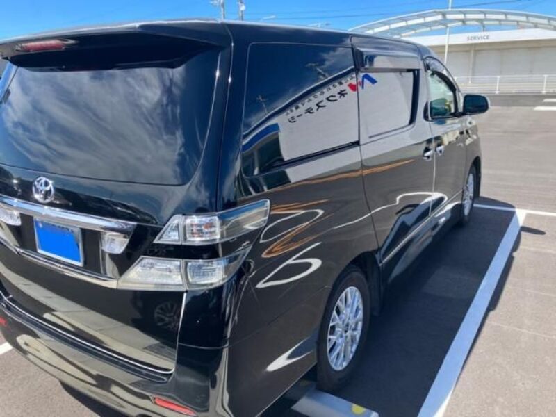 VELLFIRE