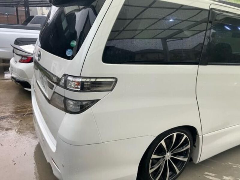 VELLFIRE