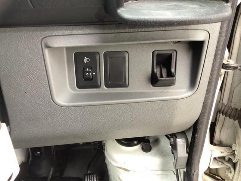 MINICAB VAN