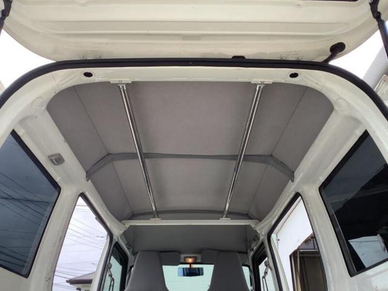 MINICAB VAN