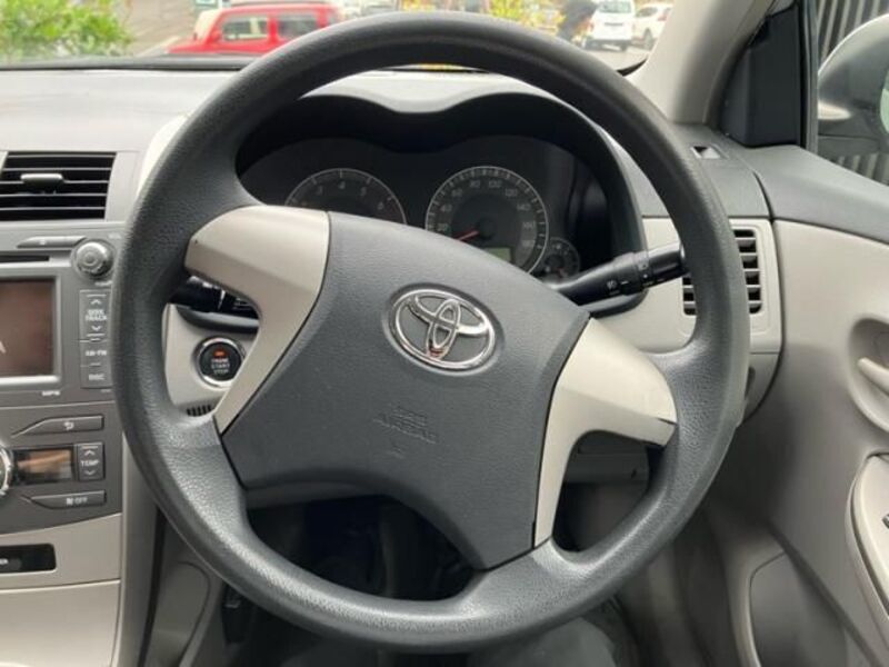 COROLLA AXIO