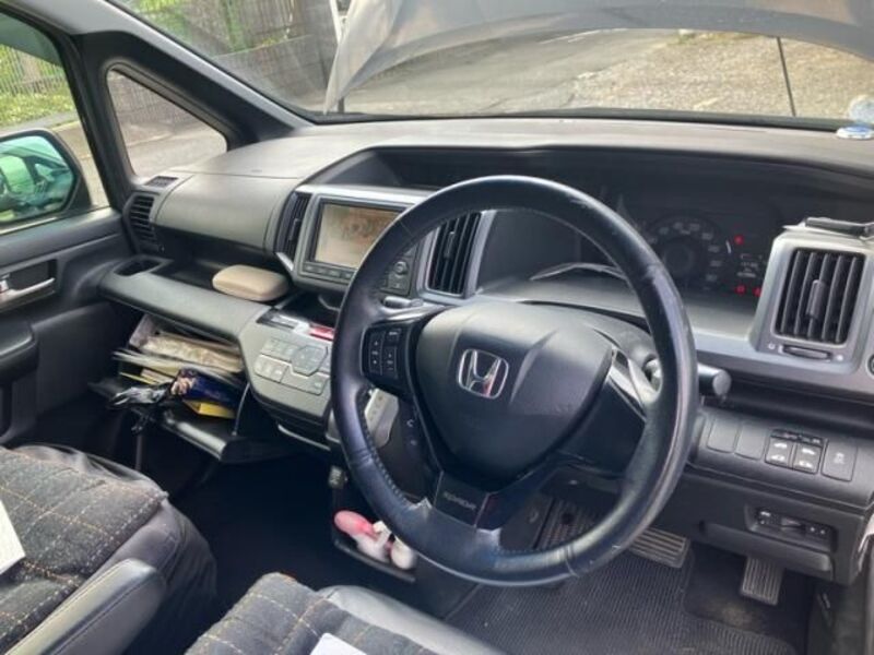 STEPWAGON SPADA