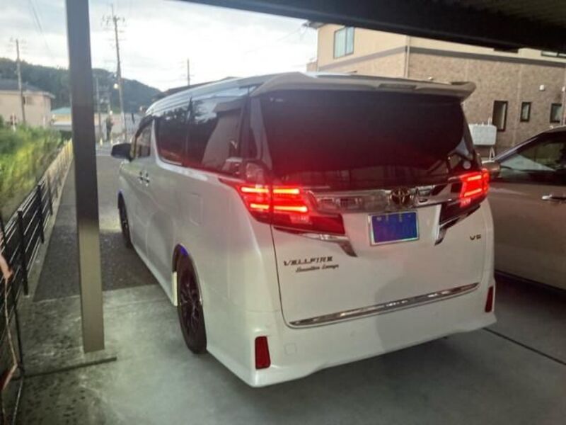 VELLFIRE