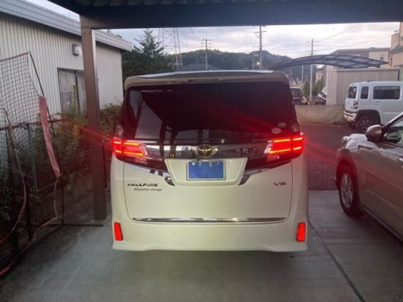 VELLFIRE