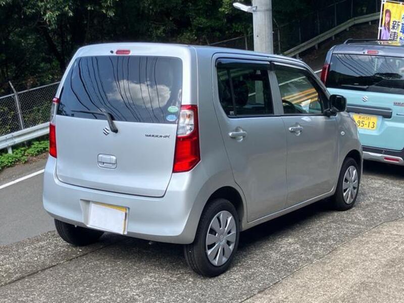 WAGON R