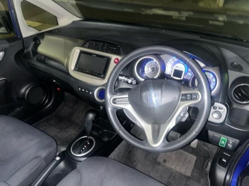 FIT HYBRID