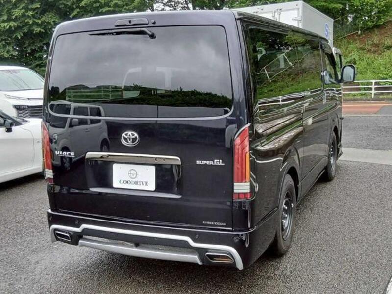 HIACE VAN