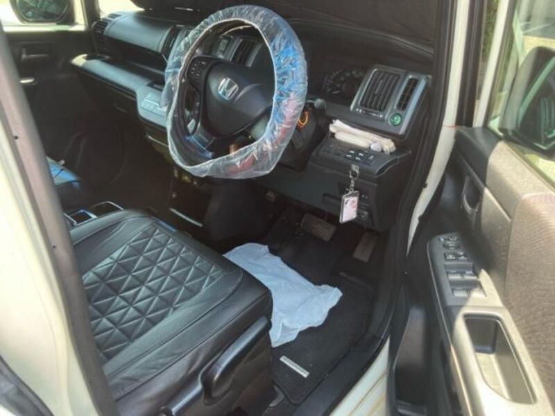 STEPWAGON SPADA