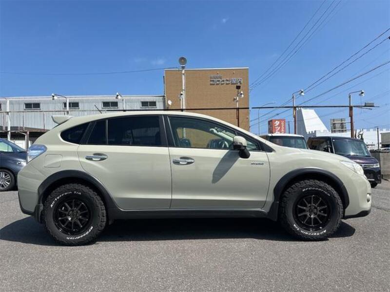 XV HYBRID