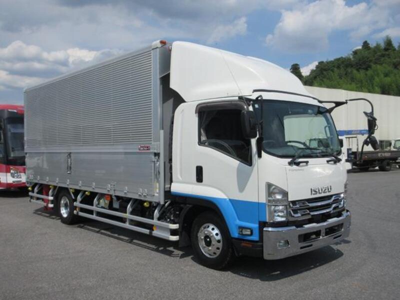 ISUZU FORWARD