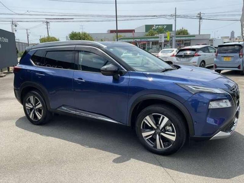X-TRAIL