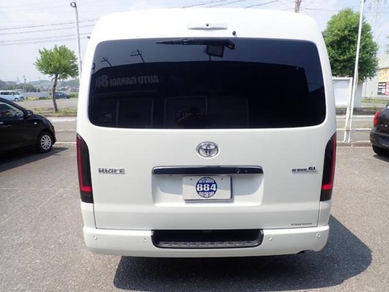 HIACE VAN