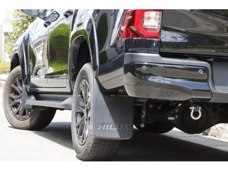 HILUX