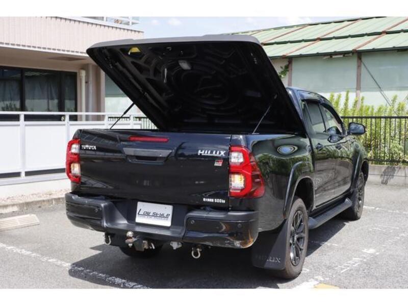 HILUX