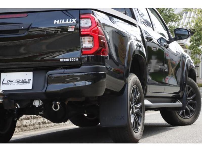 HILUX