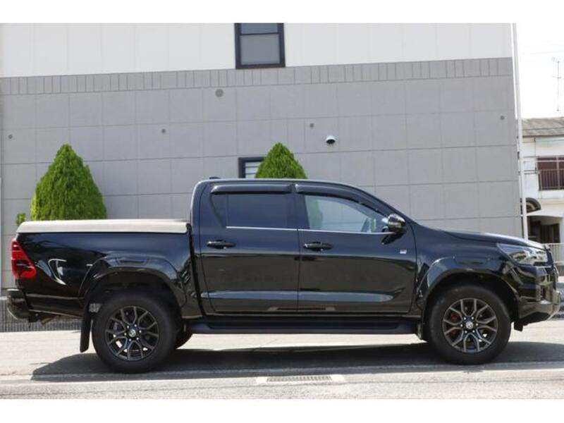 HILUX