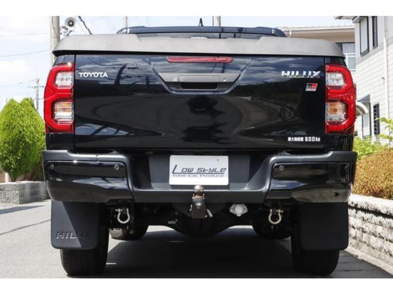 HILUX