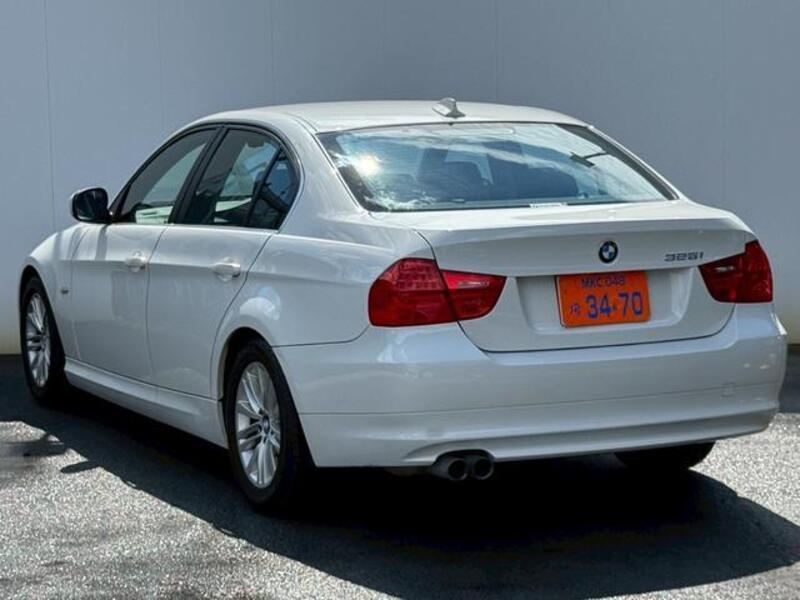 3 SERIES