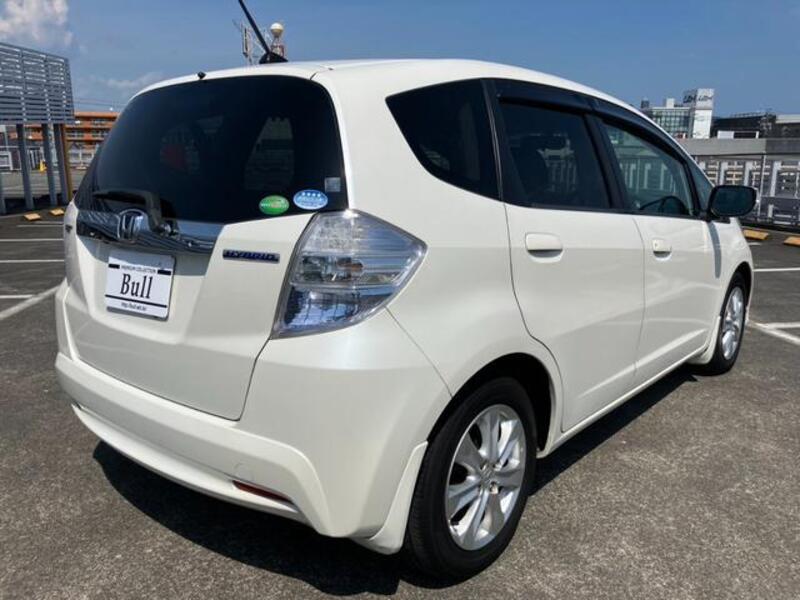 FIT HYBRID