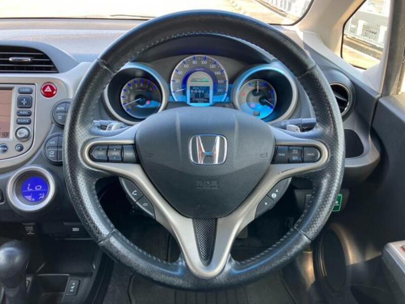 FIT HYBRID